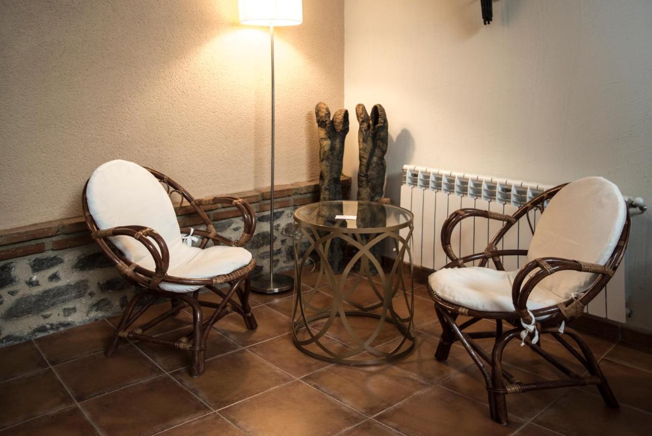 Casa Rural Pilon Del Fraile Oropesa Exteriör bild